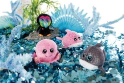 Nici 46965 Glubschis Summer Edition Hai Ferris 15cm Plüsch Kuscheltier -Nici 46945 06 46966 46967 46964 Milieu 2048x1365